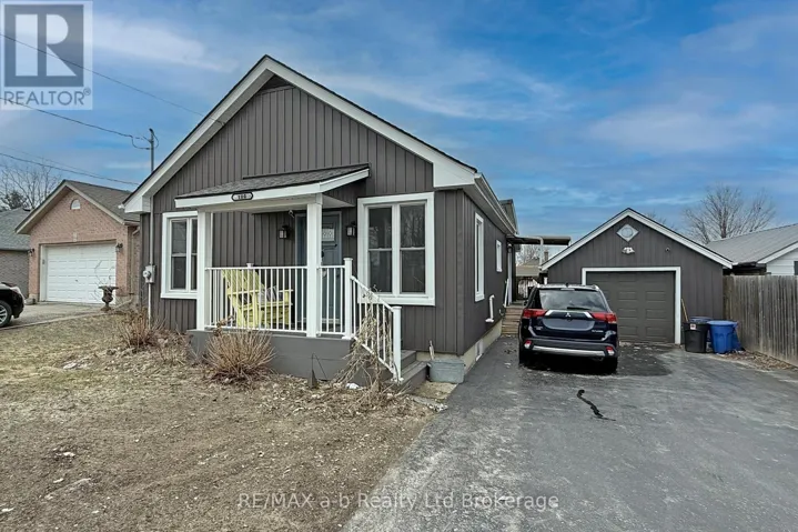 100 EAST PARK DRIVE, Woodstock (Woodstock - South), Ontario N4S3N2