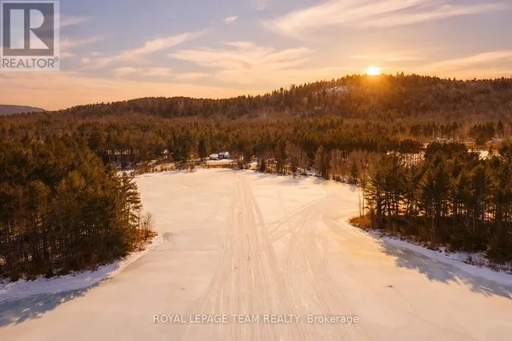 1855 OLD BARRY'S BAY ROAD S, Madawaska Valley, Ontario K0B1K0