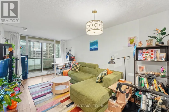 911 - 12 YONGE STREET, Toronto (Waterfront Communities), Ontario M5E1Z9