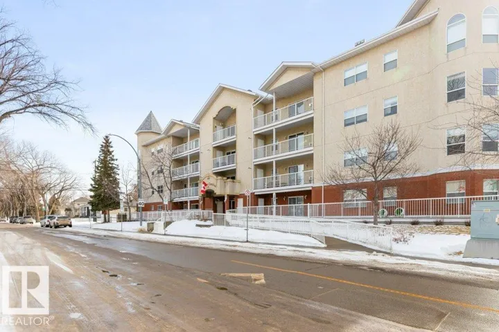 #206 8215 84 AV NW, Edmonton, Alberta T6C4R2