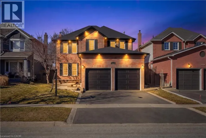 2443 NEWPORT Street, Burlington, Ontario L7M3Y1