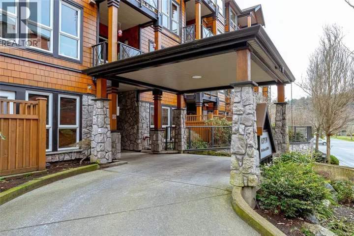 308 101 Nursery Hill Dr, View Royal, British Columbia V9B0H5
