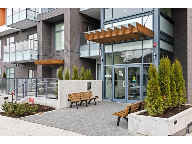 W212 10828 139A STREET, Surrey, British Columbia V3R0H3