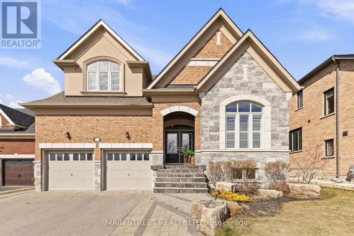 12 BIRKDALE PLACE, Newmarket (Glenway Estates), Ontario L3Y0E2