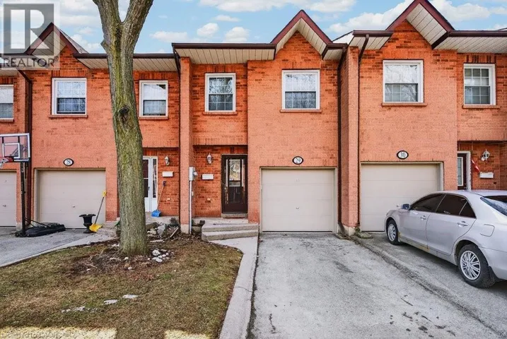 2004 GLENADA Crescent Unit# 29, Oakville, Ontario L6H5P5