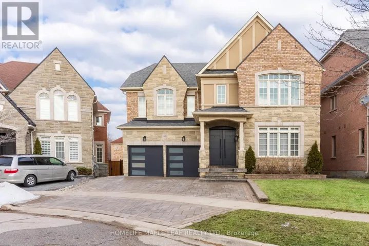 144 BLOOMSBURY AVENUE, Brampton (Vales of Castlemore), Ontario L6P2X2