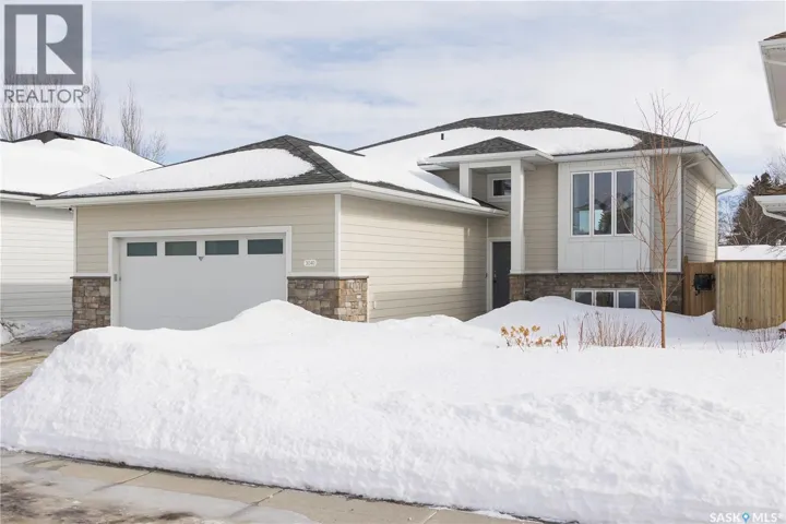 3040 Lakeview DRIVE, Prince Albert, Saskatchewan S6W0A4