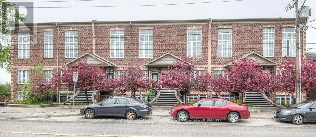 201 - 555 KING STREET E, Kitchener, Ontario N2G2L9