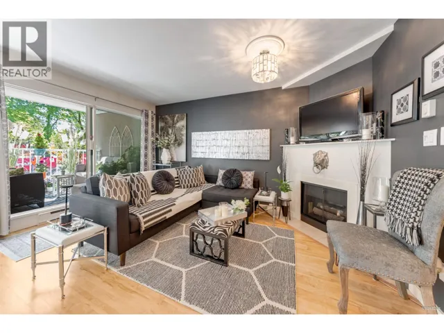 201 985 10TH AVENUE, Vancouver, British Columbia V5Z1L9