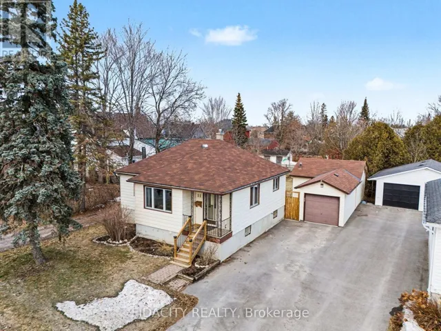 11 CALDWELL STREET, Carleton Place, Ontario K7C3A7