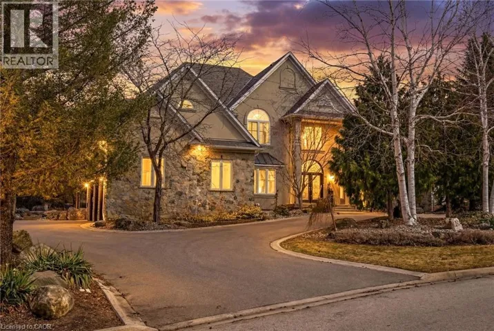 15 PALOMINO Drive, Carlisle, Ontario L0R1H3