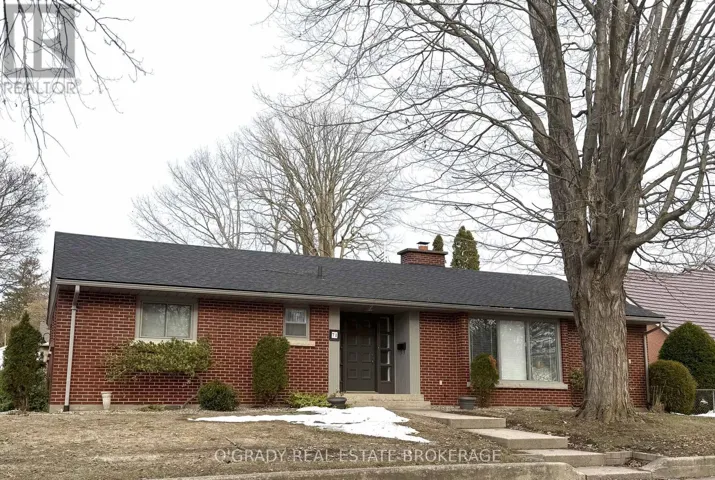 71 NORTH AUGUSTA ROAD, Brockville, Ontario K6V2X7
