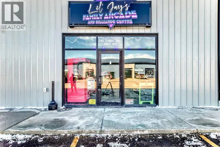 105, 245 Canal Avenue, Strathmore, Alberta T1P1C1