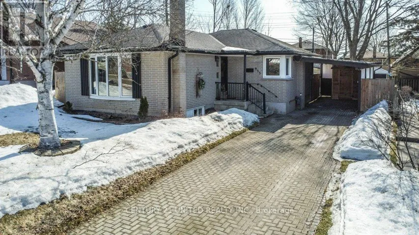 953 ORIOLE DRIVE, Peterborough (Northcrest Ward 5), Ontario K9H6K6