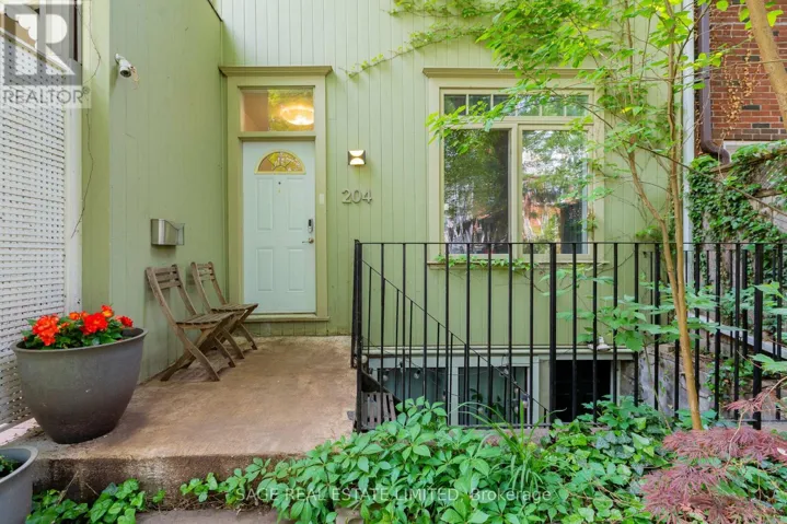 LOWER - 204 BERKELEY STREET, Toronto (Moss Park), Ontario M5A2X4