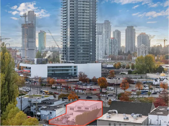 13585 KING GEORGE BOULEVARD, Surrey, British Columbia V3T2V1
