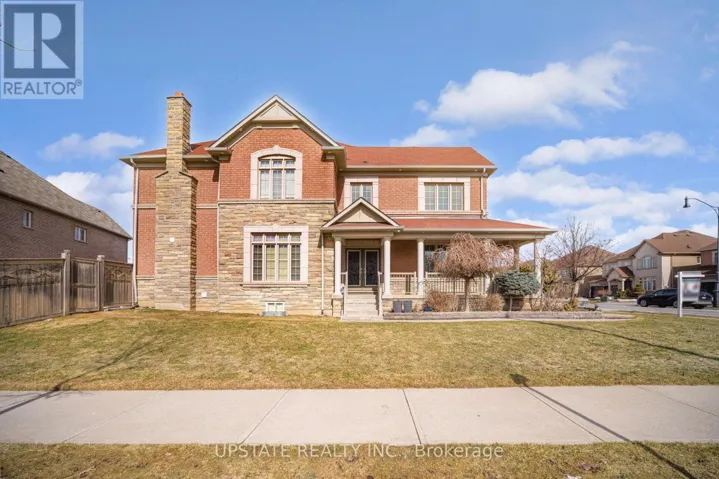 2 BEACHVILLE CIRCLE, Brampton (Credit Valley), Ontario L6X0V4