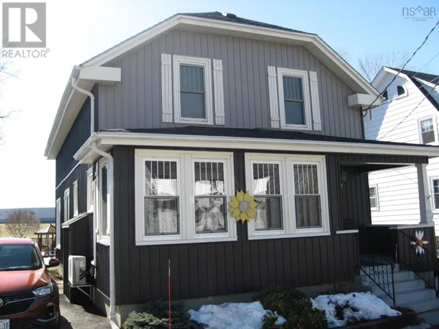 40 Park Street, Liverpool, Nova Scotia B0T1K0