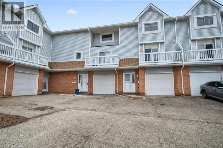 111 TRAYNOR Avenue Unit# 17, Kitchener, Ontario N2C2N1