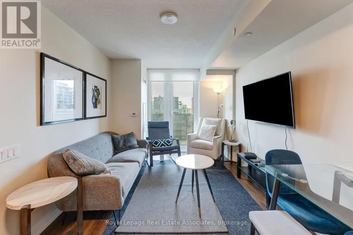 1011 - 38 MONTE KWINTER COURT, Toronto (Clanton Park), Ontario M3H0E2