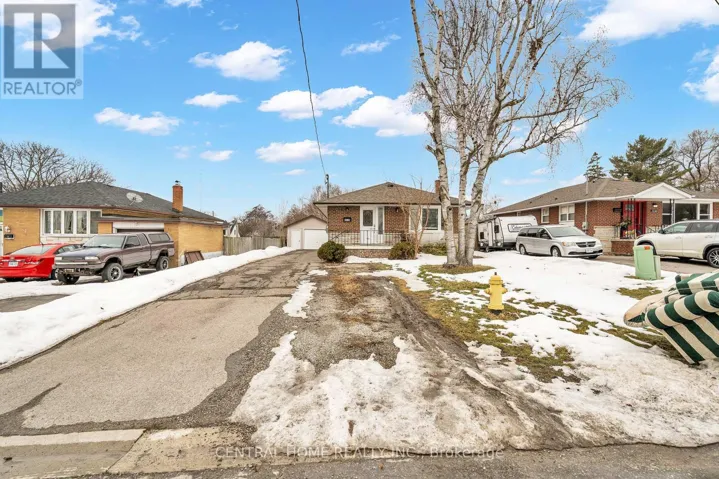 1118 ATHOL STREET, Whitby (Downtown Whitby), Ontario L1N4A7
