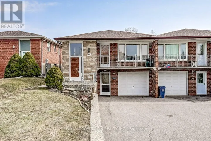 25 ROCKBANK CRESCENT, Toronto (Humberlea-Pelmo Park), Ontario M9M1L1