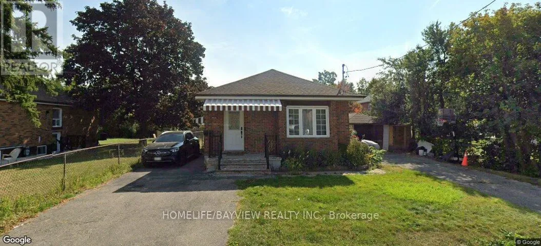 203 JOHN STREET, Brampton (Queen Street Corridor), Ontario L6W2A5