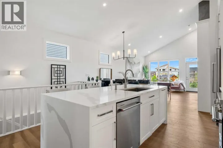 218 Mitchell Heath NW, Calgary, Alberta T3R2G2