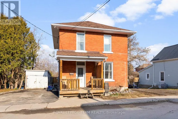 290 THOMPSON AVENUE, Renfrew, Ontario K7V3B7