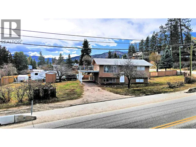 4809 Princeton Avenue, Peachland, British Columbia V0H1X7