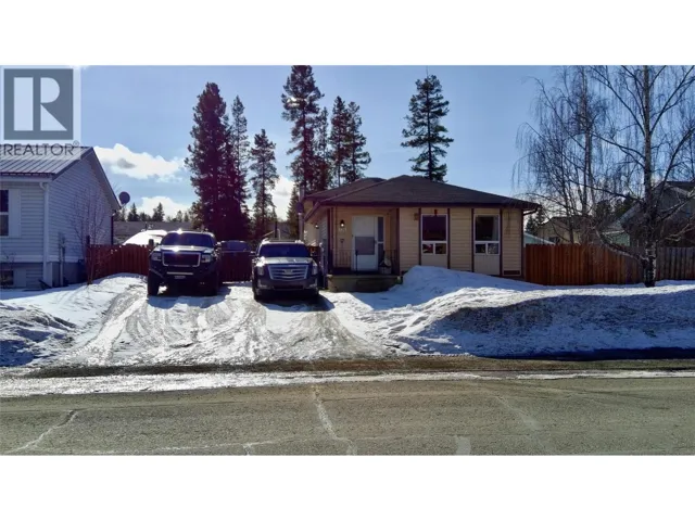320 Willow Drive, Tumbler Ridge, British Columbia V0C2W0