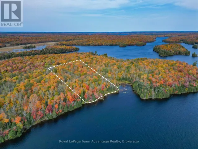 Welcome to Gooseneck Lake! Approximate lot lines