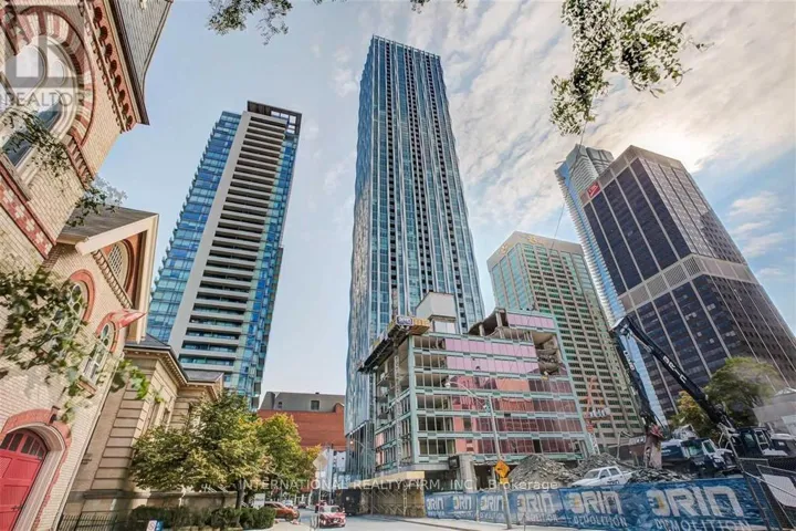 5409 - 1 YORKVILLE AVENUE, Toronto (Annex), Ontario M4W0B1