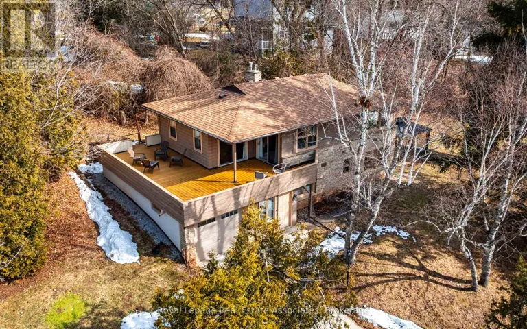 8 ANN STREET, Halton Hills (Georgetown), Ontario L7G2V2