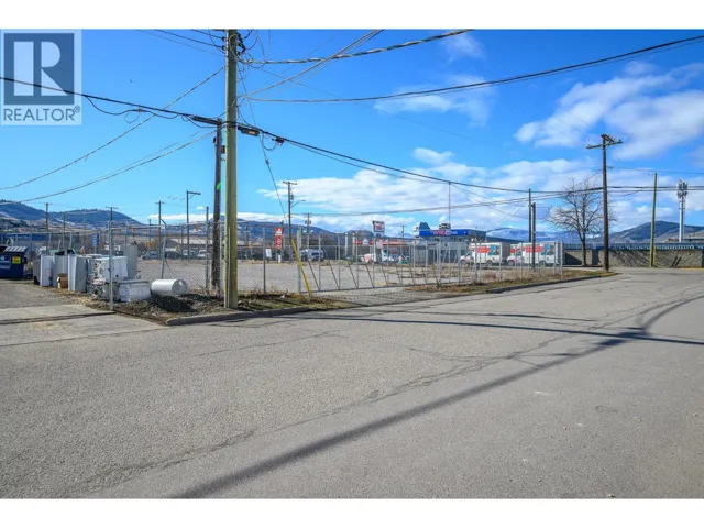 2501/2505 43 Street, Vernon, British Columbia V1T6K9