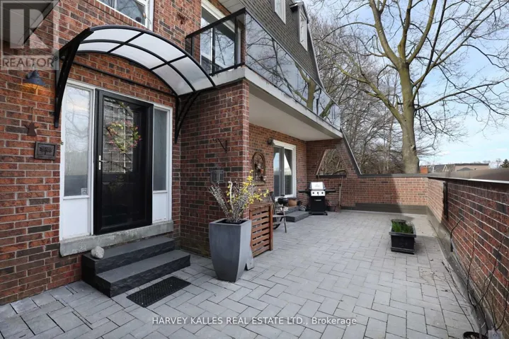 TH16 - 18 LA ROSE AVENUE, Toronto (Humber Heights), Ontario M9P1A5