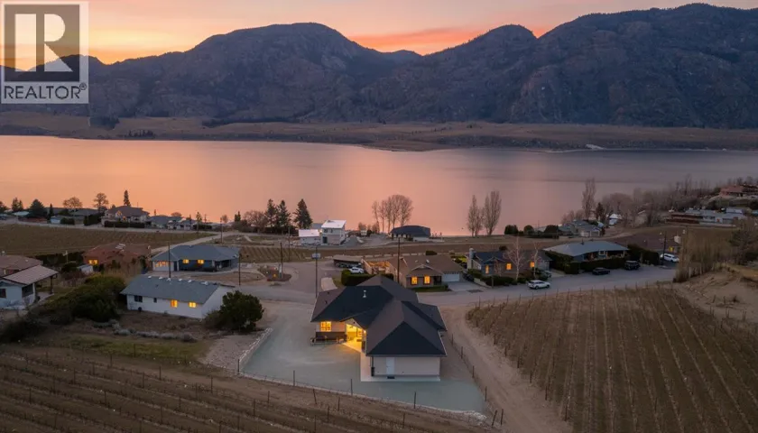 10400 87th Street, Osoyoos, British Columbia V0H1V2