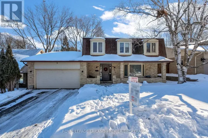 31 FOXCROFT CRESCENT, London South (South K), Ontario N6K3A3