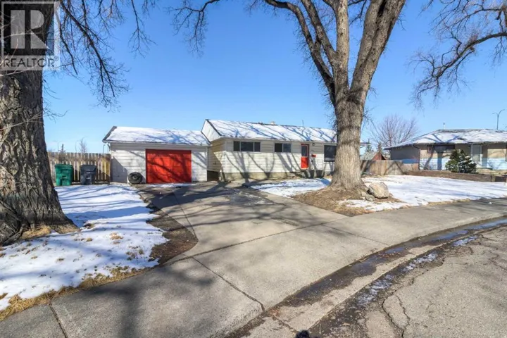 220 23 Street S, Lethbridge, Alberta T1J3M6