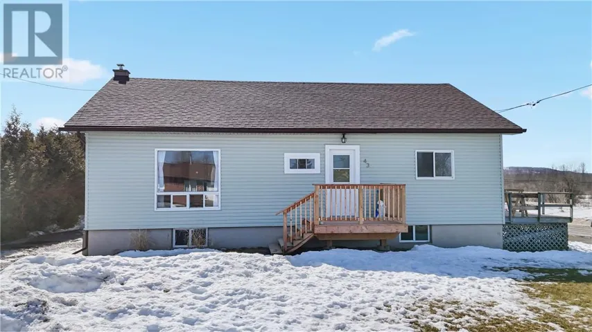 43 WILSON Street E, Little Current, Ontario P0P1K0