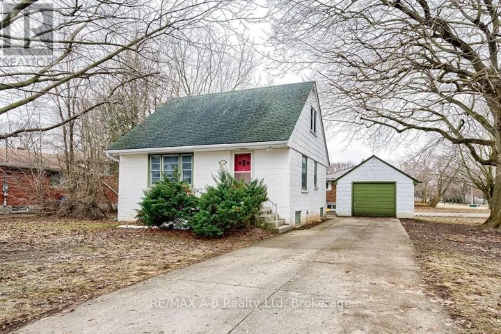 63 DEVON STREET, Stratford, Ontario N5A2Z6