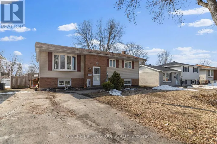 1338 BORDEN CRESCENT, Brockville, Ontario K6V5X5