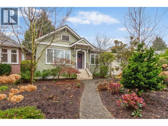 2960 W 33RD AVENUE, Vancouver, British Columbia V6N2G5