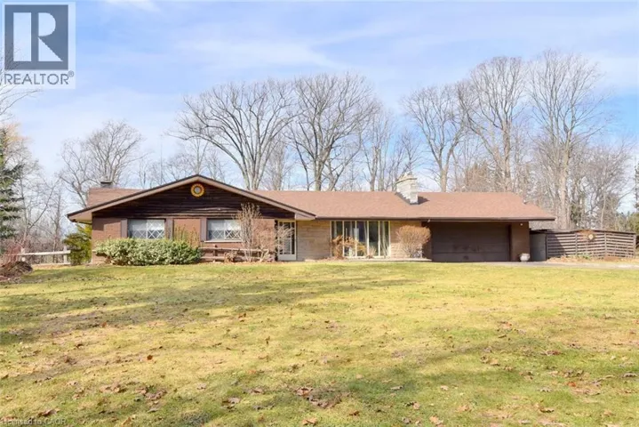 938 COURTLAND Drive, Ancaster, Ontario L9G3L1