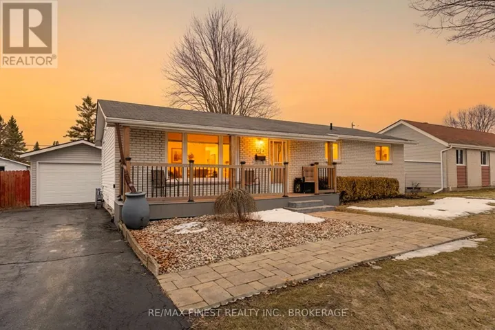 51 HARVARD PLACE, Loyalist (Amherstview), Ontario K7N1J5