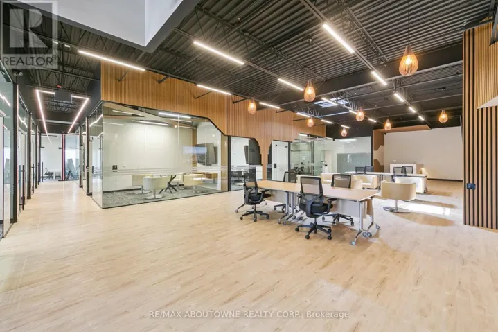 211-A - 320 MATHESON BOULEVARD W, Mississauga (Gateway), Ontario L5R0H2