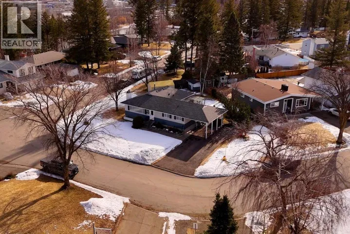 592 RADCLIFFE DRIVE, Prince George, British Columbia V2M3N6