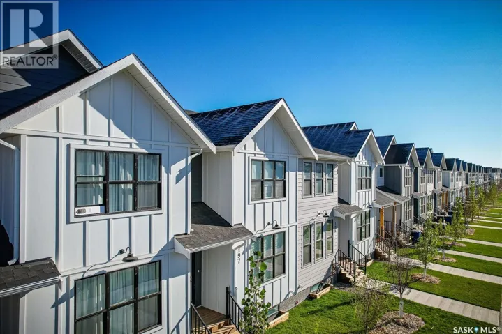 55 Rosewood BOULEVARD E, Saskatoon, Saskatchewan S7V0X2