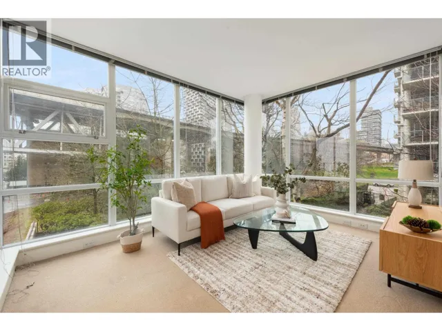 605 633 KINGHORNE MEWS, Vancouver, British Columbia V6Z3H3