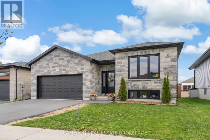 183 EMILY JADE CRESCENT, Cornwall, Ontario K6K0B6